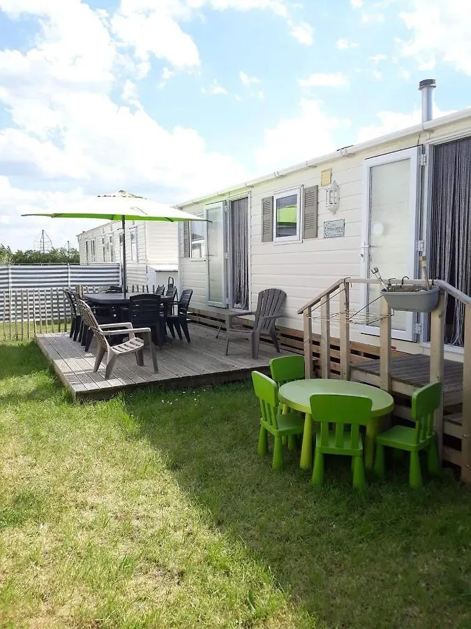 Luxe Vakantiechalet Met Omheinde Tuin Bredene 6Pers